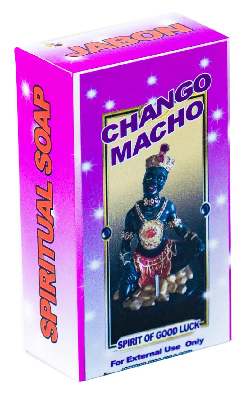 Caja de jabón esotérico Chango Macho con nombre visible y figura central.